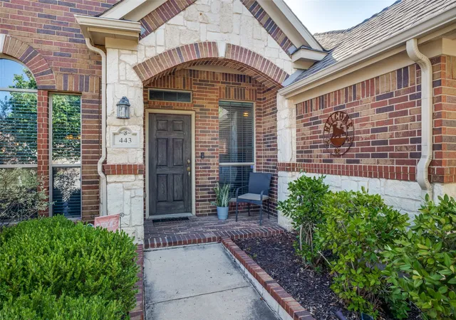 Photo 2 of Single family home for sale at 443 Brighton St, Roanoke, TX 76262 | MLS# 21358981 | Listing updated on 2026-10-08