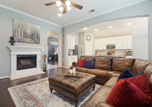 Photo 3 of Single family home for sale at 443 Brighton St, Roanoke, TX 76262 | MLS# 21358981 | Listing updated on 2026-10-08