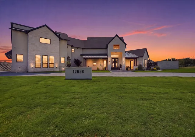 Photo 2 of Mansion for sale at 12058 Bella Vino Dr, Fort Worth, TX 76126 | MLS# 21356362 | Listing updated on 2026-08-15