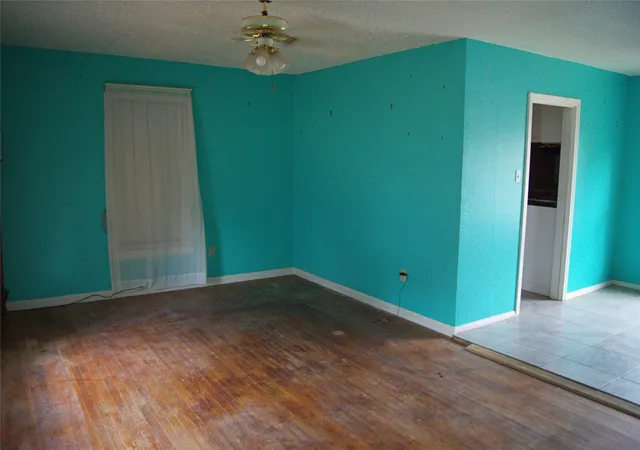 Photo 3 of Single family home for sale at 2407 Oak Dr, Gatesville, TX 76528 | MLS# 21348898 | Listing updated on 2026-09-23