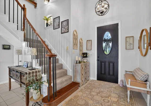 Photo 3 of Single family home for sale at 212 Dove Hill Ln, Weatherford, TX 76088 | MLS# 21358186 | Listing updated on 2026-08-31