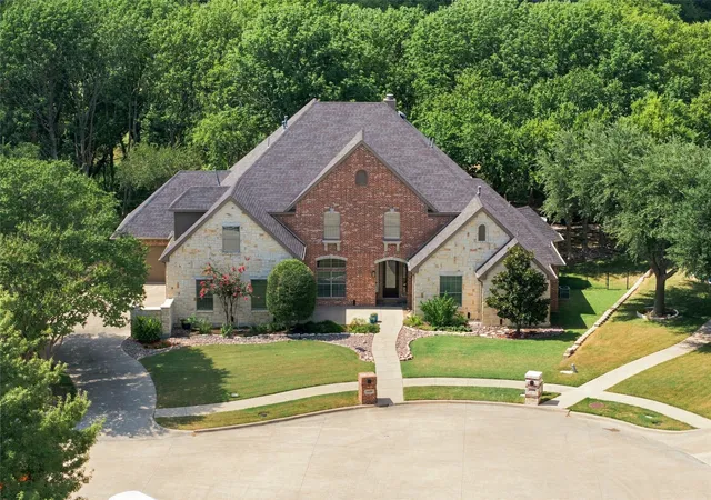 Photo 1 of Single family home for sale at 2409 Legend Dr, Rockwall, TX 75032 | MLS# 21359047 | Listing updated on 2026-08-23