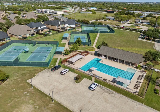 Photo 39 of Single family home for sale at 2409 Legend Dr, Rockwall, TX 75032 | MLS# 21359047 | Listing updated on 2026-10-05