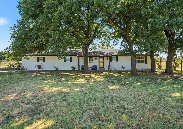 Photo 2 of Single family home for sale at 3845 County Road 415, Alvarado, TX 76009 | MLS# 21356998 | Listing updated on 2026-08-31