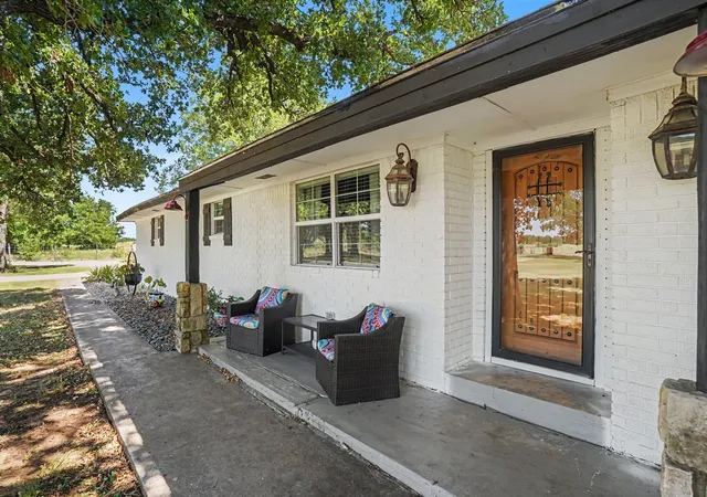 Photo 3 of Single family home for sale at 3845 County Road 415, Alvarado, TX 76009 | MLS# 21356998 | Listing updated on 2026-08-31