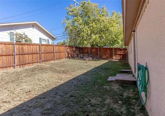 Photo 14 of Single family home for sale at 200 Hale Ave, Decatur, TX 76234 | MLS# 21359488 | Listing updated on 2026-10-07