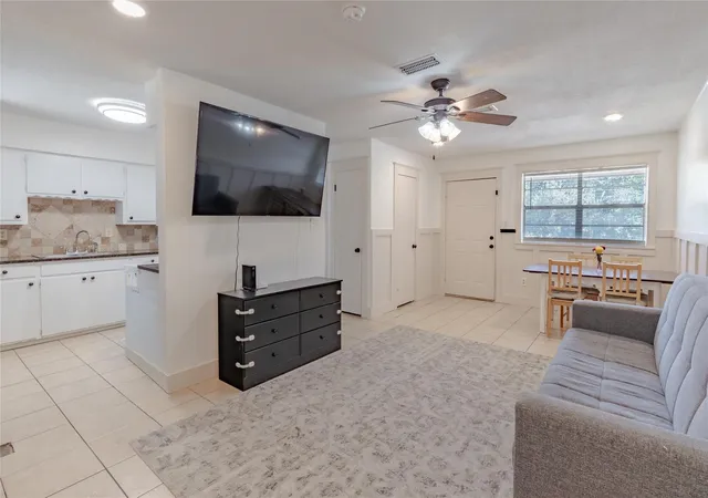 Photo 2 of Single family home for sale at 200 Hale Ave, Decatur, TX 76234 | MLS# 21359488 | Listing updated on 2026-08-15