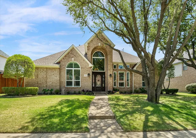 Photo 3 of Sale Pending at 4512 Jenkins Dr, Plano, TX 75024 | MLS# 21351480 | Listing updated on 2026-10-02