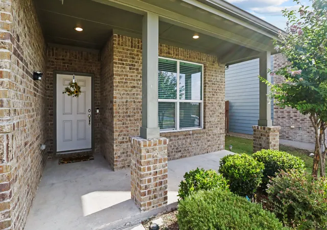 Photo 2 of Single family home for sale at 2994 Cedeno Dr, Forney, TX 75126 | MLS# 21357938 | Listing updated on 2026-10-07