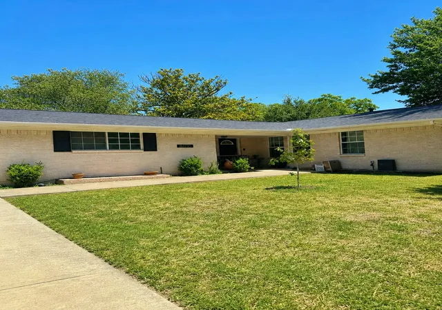 Photo 1 of Single family home for sale at 8605 Hanford Dr, Dallas, TX 75243 | MLS# 21358953 | Listing updated on 2026-08-14