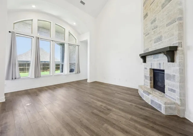Photo 3 of Single family home for sale at 4101 Hawthorn Dr, Aubrey, TX 76227 | MLS# 21357451 | Listing updated on 2026-08-26