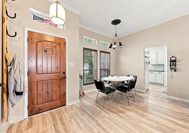 Photo 3 of Single family home for sale at 601 Sapphire Blvd, Hewitt, TX 76643 | MLS# 21358775 | Listing updated on 2026-09-25