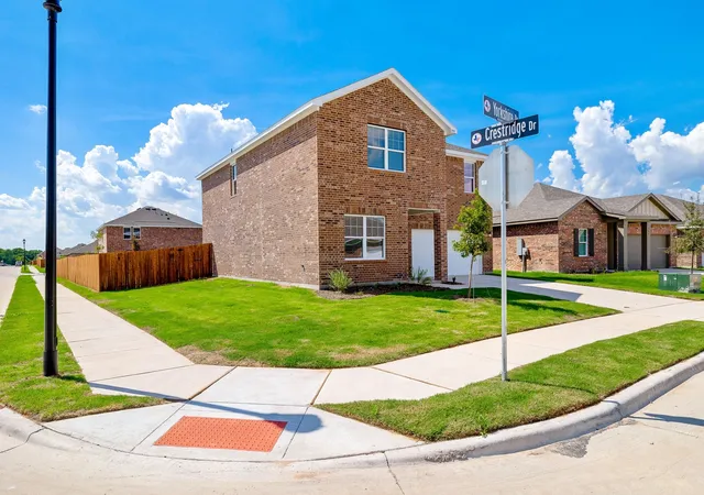 Photo 2 of Single family home for sale at 795 Yorkshire Dr, Lavon, TX 75166 | MLS# 21359856 | Listing updated on 2026-09-03