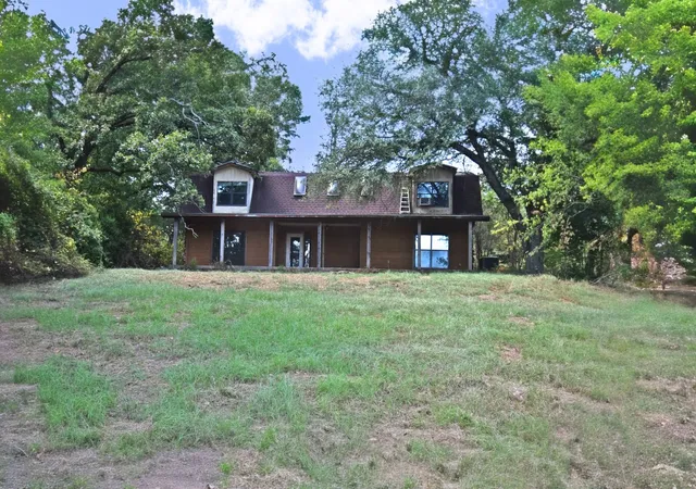 Photo 1 of Sale Pending at 391 County Road 3254, Quitman, TX 75783 | MLS# 21358051 | Listing updated on 2026-08-31