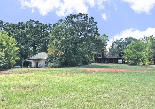 Photo 2 of Sale Pending at 391 County Road 3254, Quitman, TX 75783 | MLS# 21358051 | Listing updated on 2026-08-31