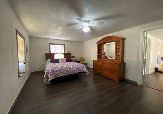 Photo 4 of Single family home for sale at 621 N Birch Ave, Munday, TX 76371 | MLS# 21359850 | Listing updated on 2026-10-05