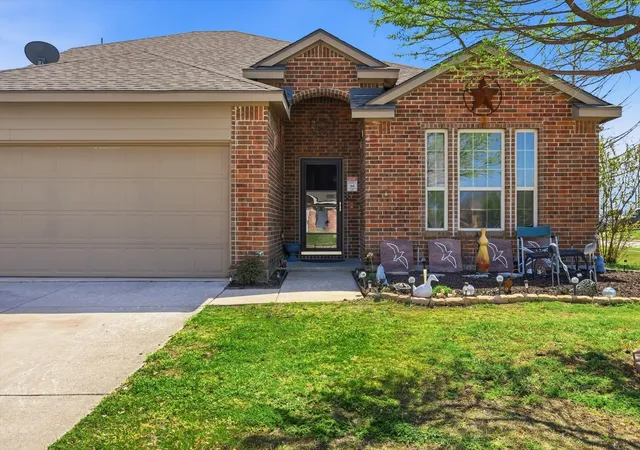 Photo 3 of Single family home for sale at 108 Oriole St, Anna, TX 75409 | MLS# 21359839 | Listing updated on 2026-08-15