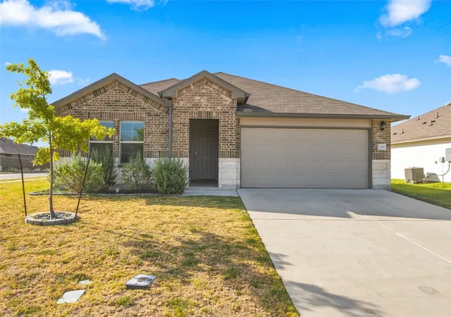 Photo 16 of Sale Pending at 7100 Canadian Dr, China Spring, TX 76633 | MLS# 21359877 | Listing updated on 2026-10-05