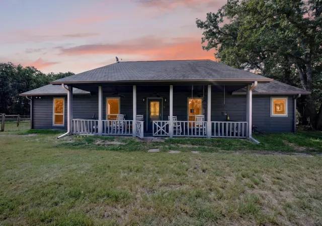 Photo 3 of Single family home for sale at 10148 Bluebonnet Dr, Scurry, TX 75158 | MLS# 21359917 | Listing updated on 2026-08-28