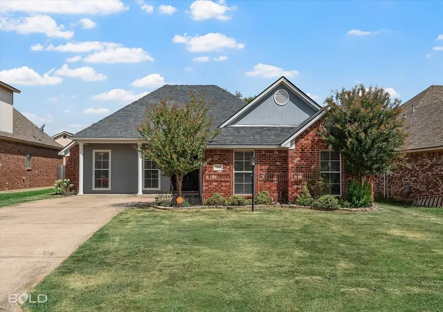 Photo 2 of Single family home for sale at 504 Brunswick Gdns, Haughton, LA 71037 | MLS# 21359825 | Listing updated on 2026-08-17