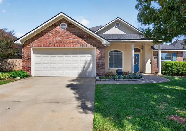 Photo 3 of Single family home for sale at 418 Heritage Dr, Bossier City, LA 71112 | MLS# 21357262 | Listing updated on 2026-08-15