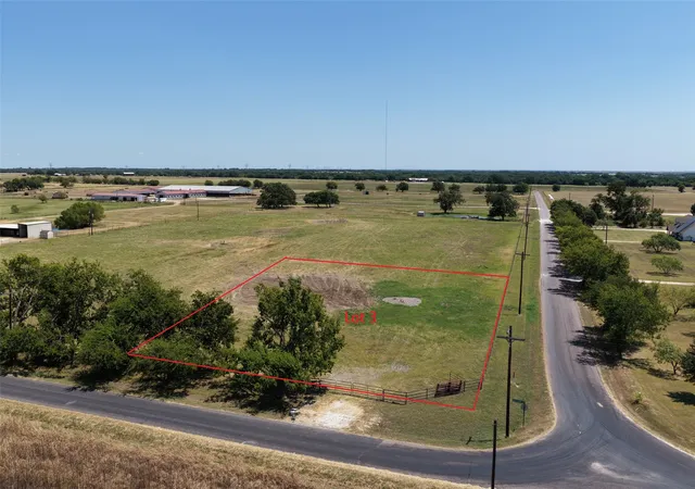 Photo 1 of Land for sale at Tbd Welch School Rd, Collinsville, TX 76233 | MLS# 21359994 | Listing updated on 2026-08-15