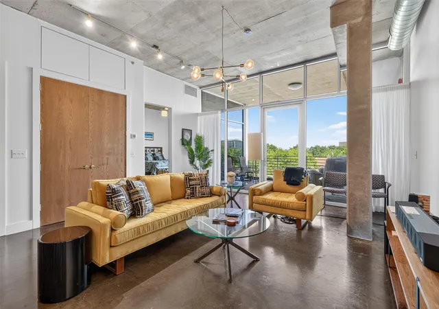 Photo 1 of Sale Pending at 3030 Bryan St #306, Dallas, TX 75204 | MLS# 21360039 | Listing updated on 2026-08-28