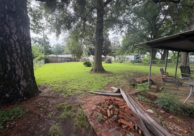 Photo 3 of Single family home for sale at 1514 Teekell St, Bossier City, LA 71111 | MLS# 21358596 | Listing updated on 2026-08-15
