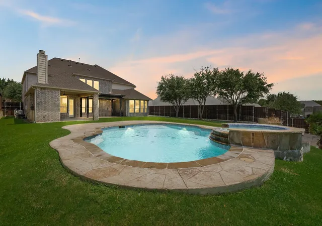 Photo 1 of Single family home for sale at 941 Jessica Ln, Prosper, TX 75078 | MLS# 21360064 | Listing updated on 2026-10-05