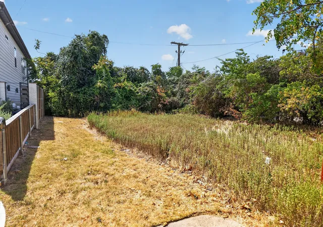 Photo 14 of Land for sale at 2823 Harston St, Dallas, TX 75212 | MLS# 21359889 | Listing updated on 2026-10-02