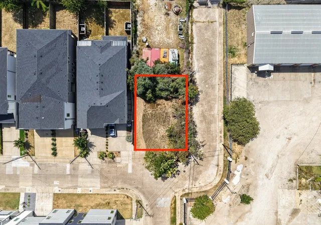 Photo 3 of Land for sale at 2823 Harston St, Dallas, TX 75212 | MLS# 21359889 | Listing updated on 2026-10-02
