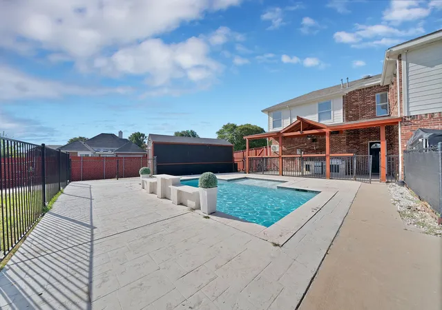 Photo 2 of Single family home for sale at 3314 Springleaf Dr, Mesquite, TX 75181 | MLS# 21360096 | Listing updated on 2026-10-09
