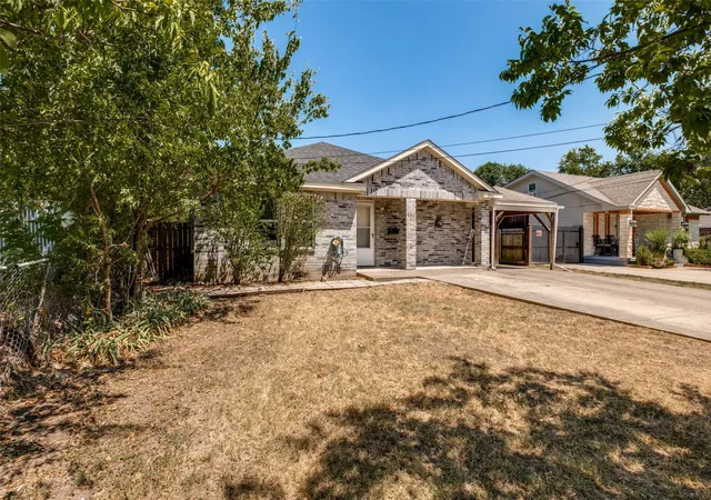 Photo 3 of Single family home for sale at 2932 Cypress Ave, Dallas, TX 75227 | MLS# 21360109 | Listing updated on 2026-10-02