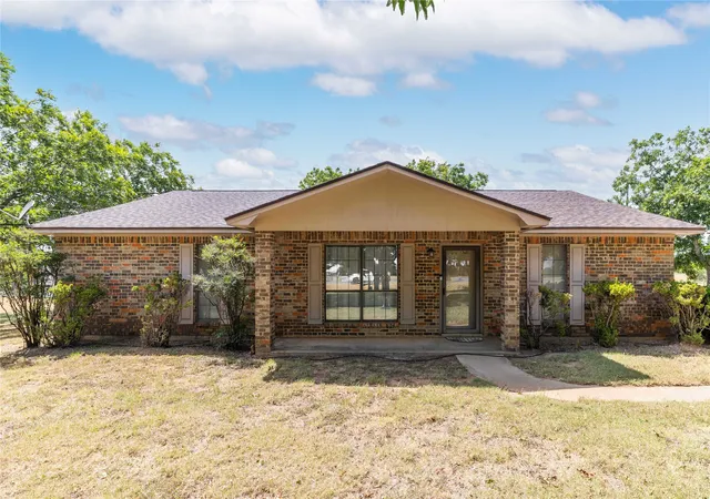 Photo 1 of Single family home for sale at 6370 Hwy 16, De Leon, TX 76444 | MLS# 21359431 | Listing updated on 2026-08-15