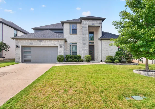 Photo 1 of Single family home for sale at 847 Baugh Dr, Allen, TX 75013 | MLS# 21359625 | Listing updated on 2026-08-26