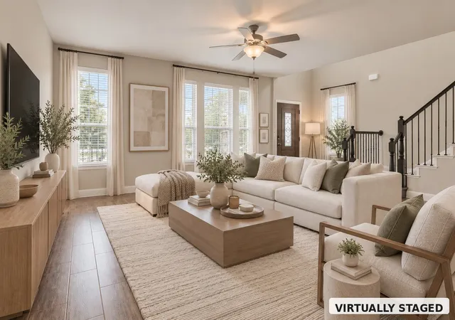 Photo 1 of Sale Pending at 7905 Chapman Cir, Rowlett, TX 75089 | MLS# 21358029 | Listing updated on 2026-10-08