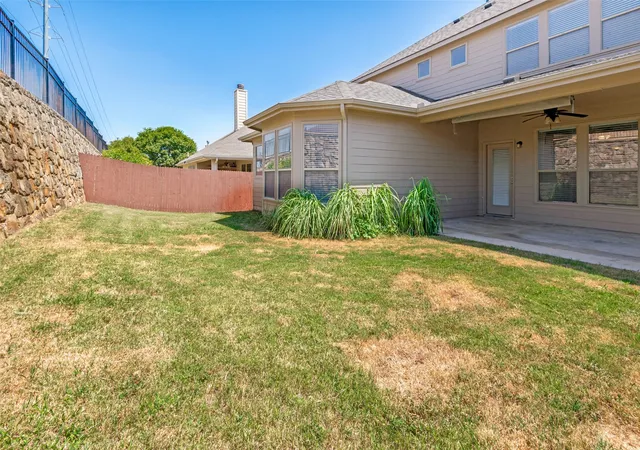 Photo 25 of Single family home for sale at 15721 Landing Creek Ln, Roanoke, TX 76262 | MLS# 21356013 | Listing updated on 2026-10-05
