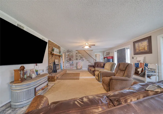 Photo 3 of Single family home for sale at 8001 Farm Road 1448, Winnsboro, TX 75494 | MLS# 21360192 | Listing updated on 2026-08-17