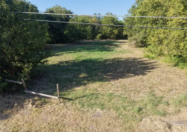 Photo 1 of Land for sale at 1712 S Sam Houston Rd, Mesquite, TX 75149 | MLS# 21358491 | Listing updated on 2026-08-17