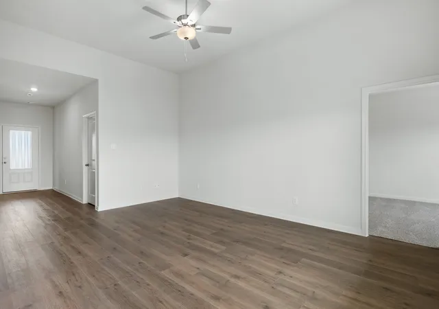 Photo 4 of Sale Pending at 1328 Helca Dr, Fort Worth, TX 76140 | MLS# 21360225 | Listing updated on 2026-08-25