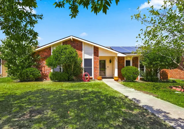 Photo 1 of Sale Pending at 5264 Sherman Dr, The Colony, TX 75056 | MLS# 21359729 | Listing updated on 2026-09-03