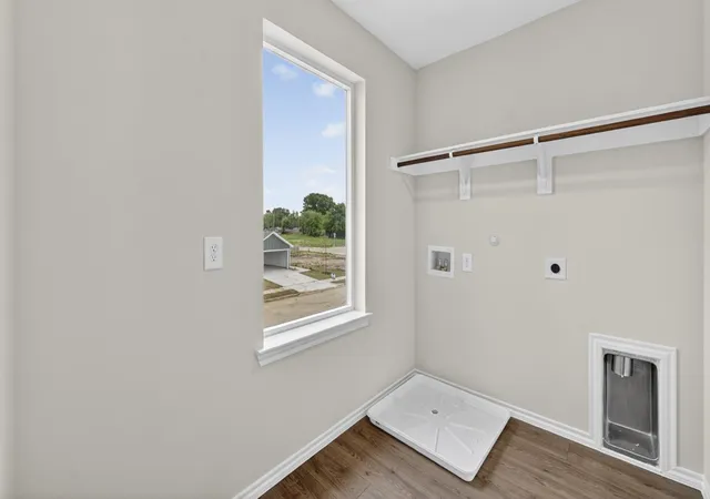 Photo 4 of Single family home for sale at 3318 Twilight Trl, Talty, TX 75126 | MLS# 21357992 | Listing updated on 2026-10-02