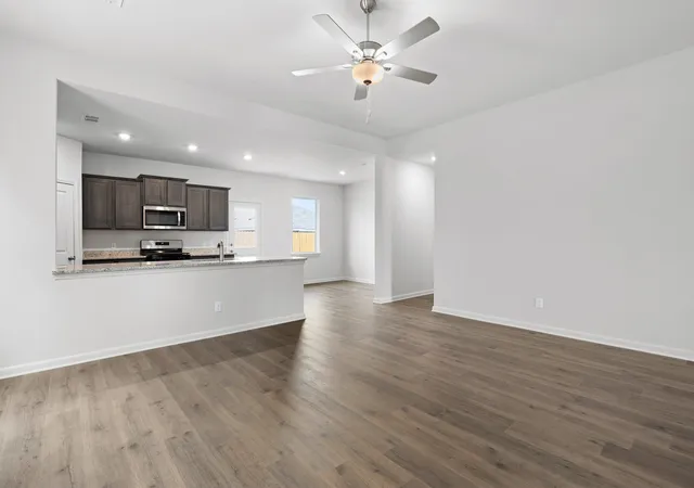 Photo 3 of Single family home for sale at 9629 Logan Square Dr, Fort Worth, TX 76140 | MLS# 21360276 | Listing updated on 2026-08-21