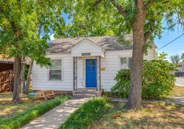 Photo 1 of Single family home for sale at 3249 S 4Th St, Abilene, TX 79605 | MLS# 21352797 | Listing updated on 2026-09-16