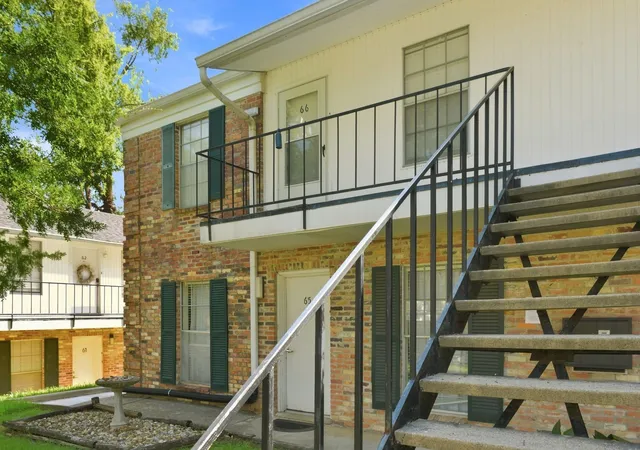 Photo 2 of Condo for sale at 3820 Fairfield Ave, Shreveport, LA 71104 | MLS# 21360211 | Listing updated on 2026-09-17