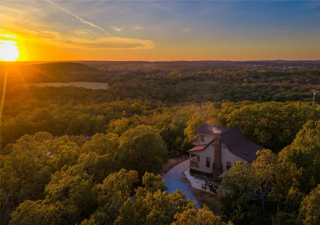 Photo 2 of Single family home for sale at 1210a County Road 232, Collinsville, TX 76233 | MLS# 21359968 | Listing updated on 2026-08-15