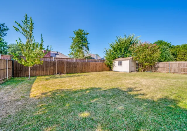 Photo 2 of Single family home for sale at 217 Quail Run, Aubrey, TX 76227 | MLS# 21360300 | Listing updated on 2026-10-01