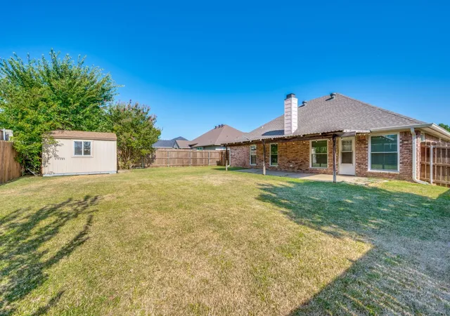 Photo 3 of Single family home for sale at 217 Quail Run, Aubrey, TX 76227 | MLS# 21360300 | Listing updated on 2026-10-01