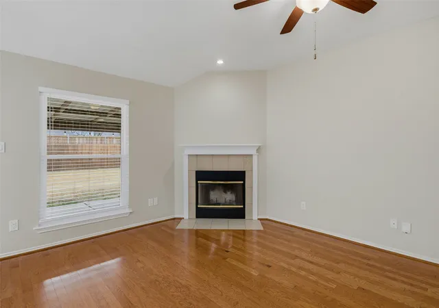 Photo 4 of Single family home for sale at 217 Quail Run, Aubrey, TX 76227 | MLS# 21360300 | Listing updated on 2026-10-01