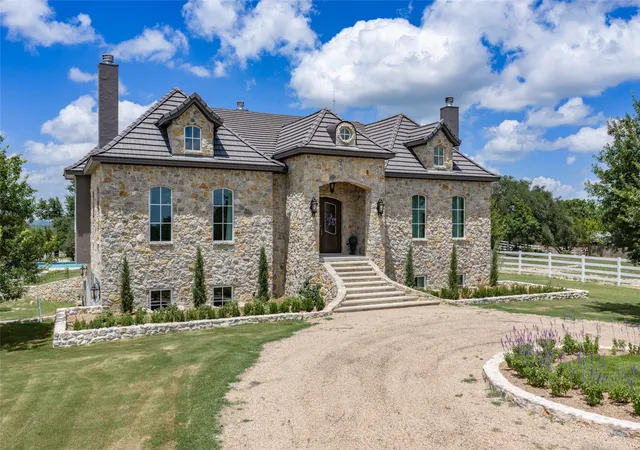 Photo 3 of Single family home for sale at 501 Upper Denton Rd, Weatherford, TX 76085 | MLS# 21360292 | Listing updated on 2026-08-17